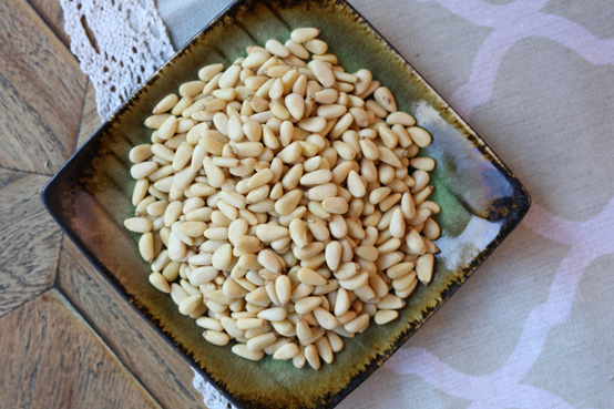 為何松子仁市場批發(fā)價上漲，松子仁的功效與作用(圖7)