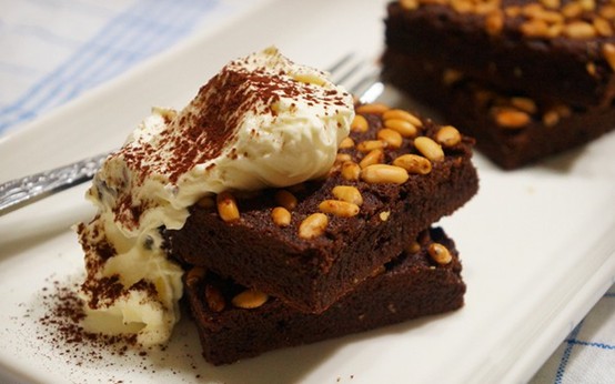 為何松子仁市場批發(fā)價上漲，松子仁的功效與作用(圖5)